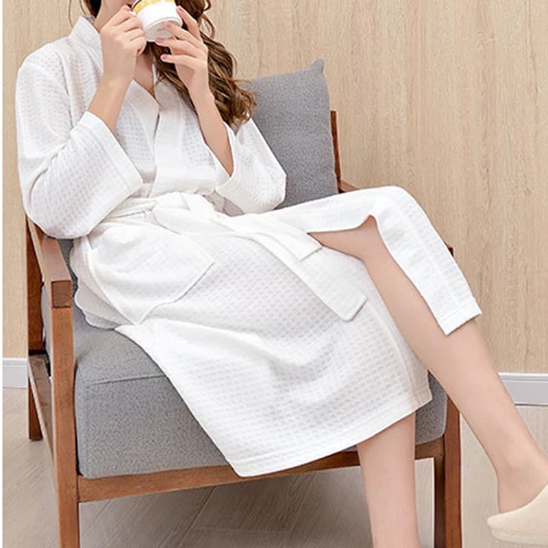 男性と女性のための市松模様のバスローブ,透明なワッフル,薄い,シャワー,ドレッシングガウン,通気性のあるネグリジェ,家庭用生地,膝丈,夏 - AliExpress 200574005